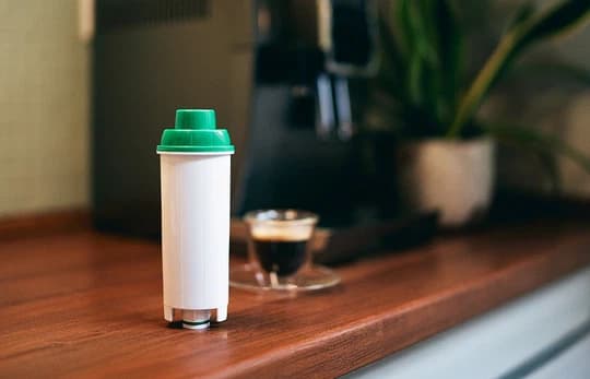 Na ile wystarczy filtr wody do ekspresu? Jak często go wymieniać?