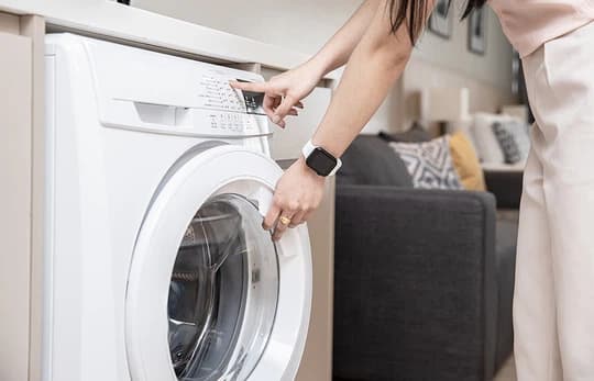 Maty i podkładki antywibracyjne pod pralkę – czy i kiedy warto je stosować?