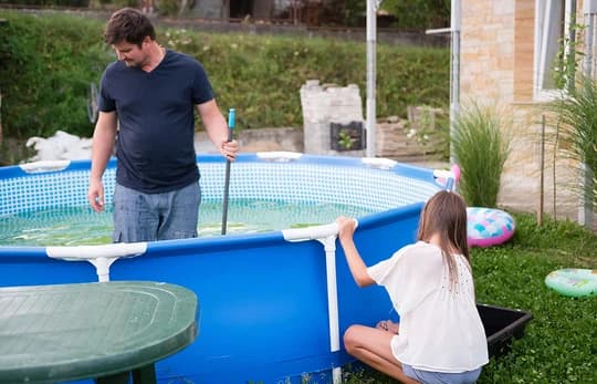 Jak przygotować basen ogrodowy (składany) na zimę? Praktyczny poradnik