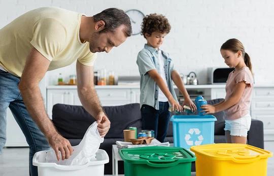 Jak oszczędzać zasoby, marnować mniej i żyć bardziej eko?