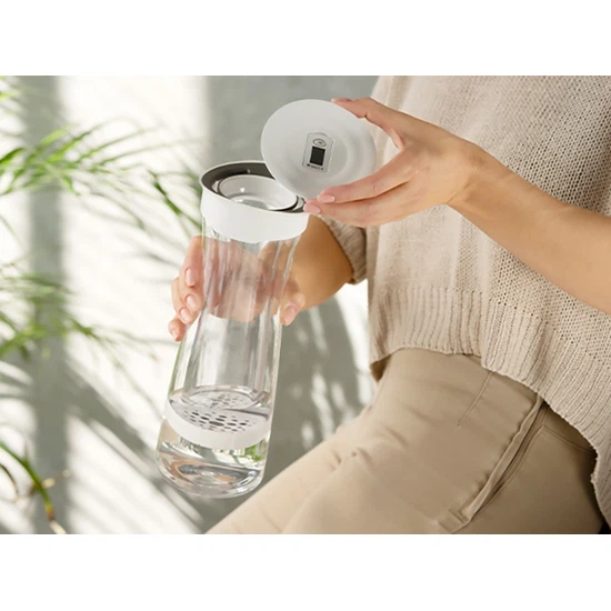 Karafka filtrująca wodę Brita Fill&Serve (grafitowa) +4 dyski - miniatura 4