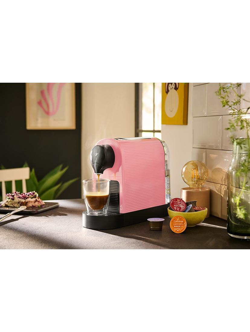 Ekspres ciśnieniowy na kapsułki Tchibo Cafissimo PURE+ (cherry)