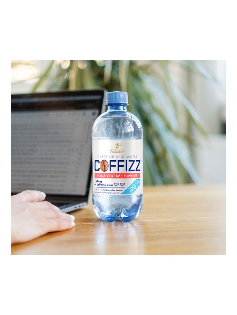 Napój z kofeiną woda smakowa Tchibo Coffizz Pomelo & Lime Flavour 500ml (12szt.)